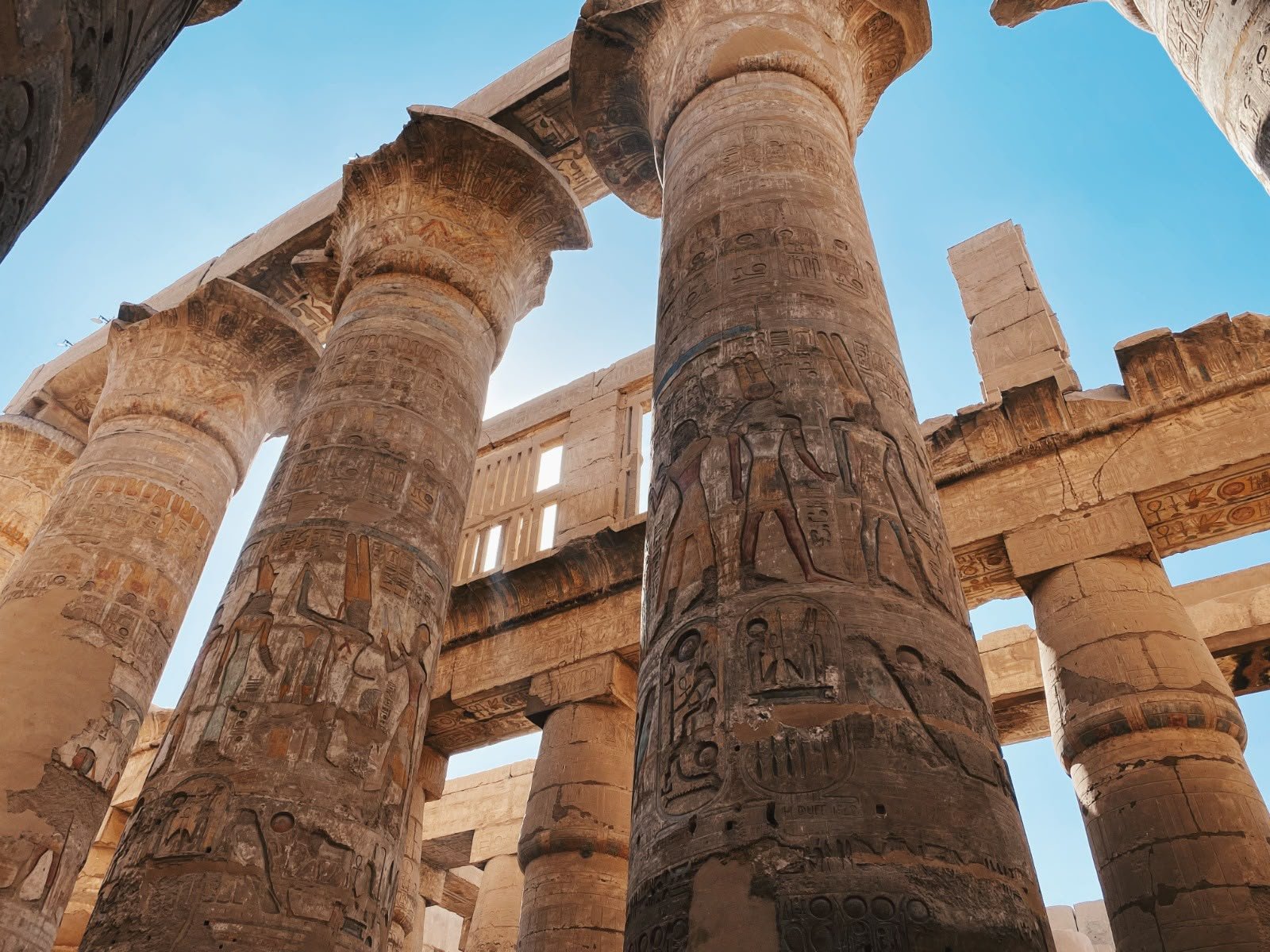 Luxor 4
