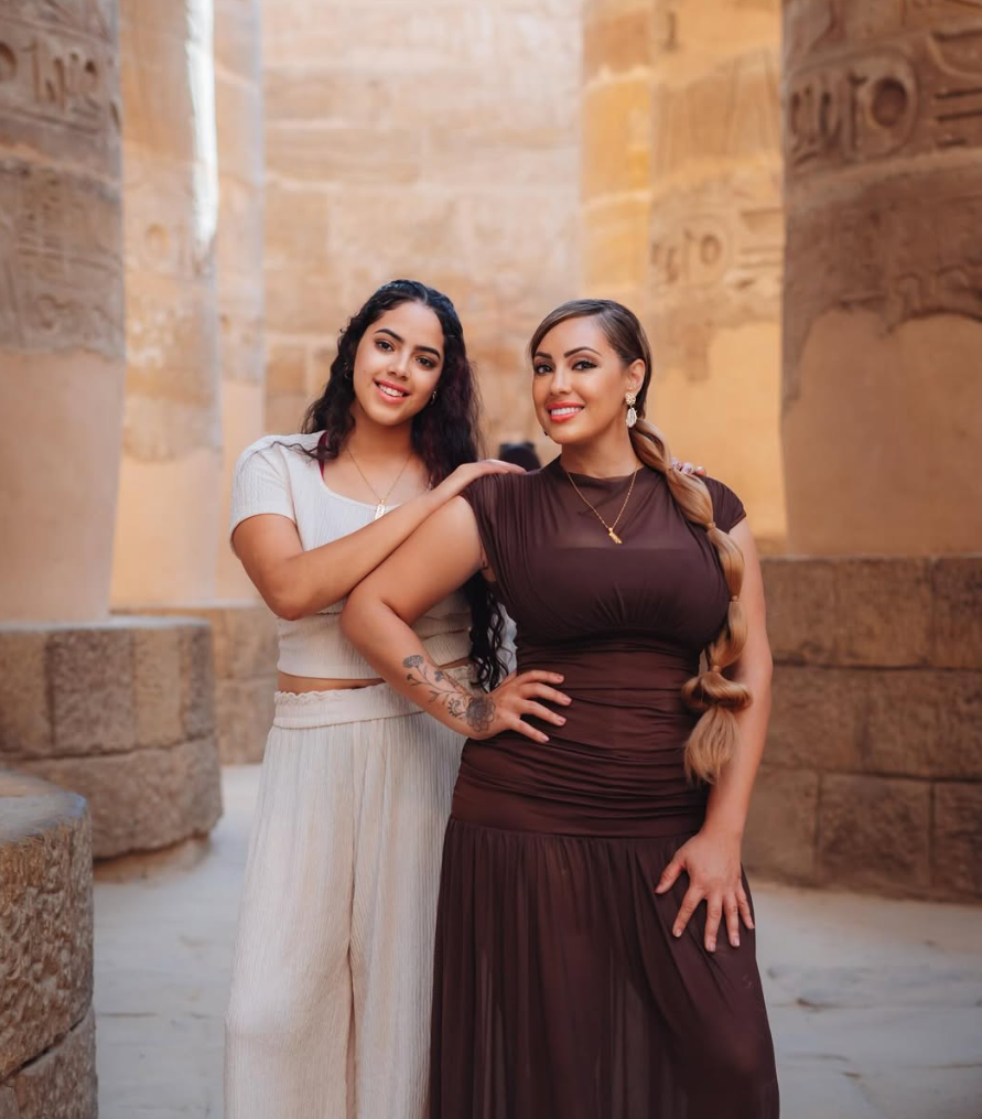 Family PhotoShoot - Image 3